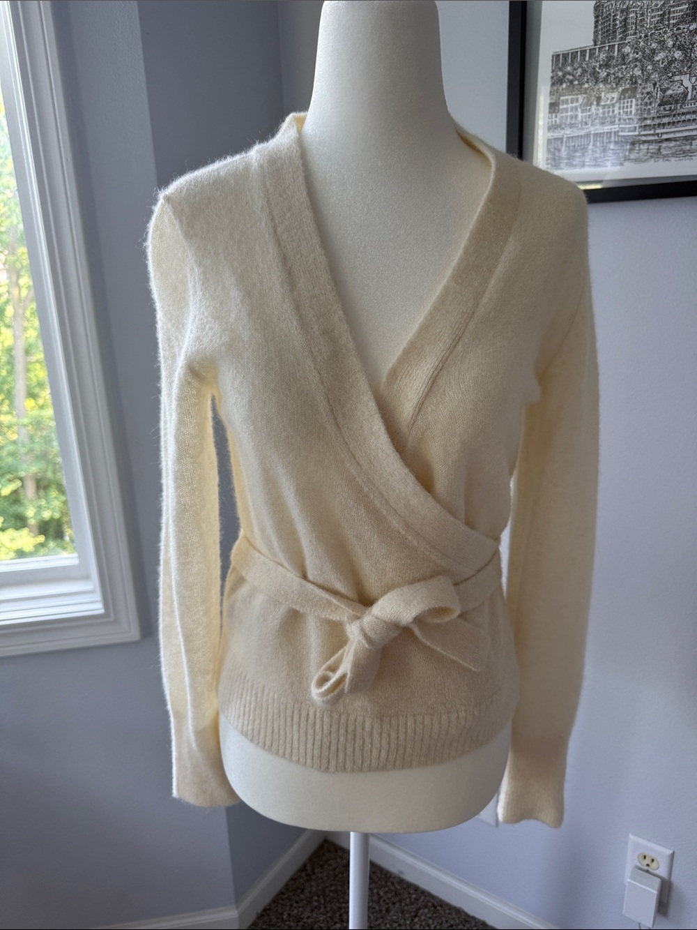 Everlane Alpaca Wrap Cream Wrap V-Neck Tie-Waist Sweater - Picture 8 of 11